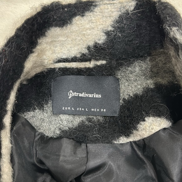Stradivarius Zebra Print Jacket-size L - Picture 10 of 10